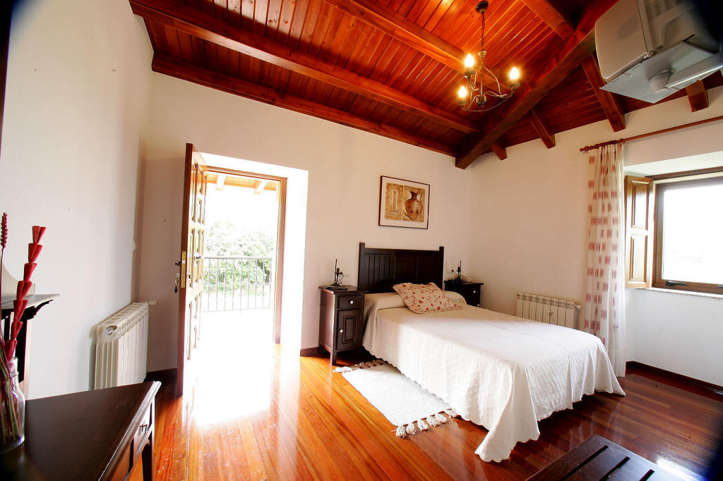 Casa Da Botica A Estrada Hostel Os Casares Kültér fotó
