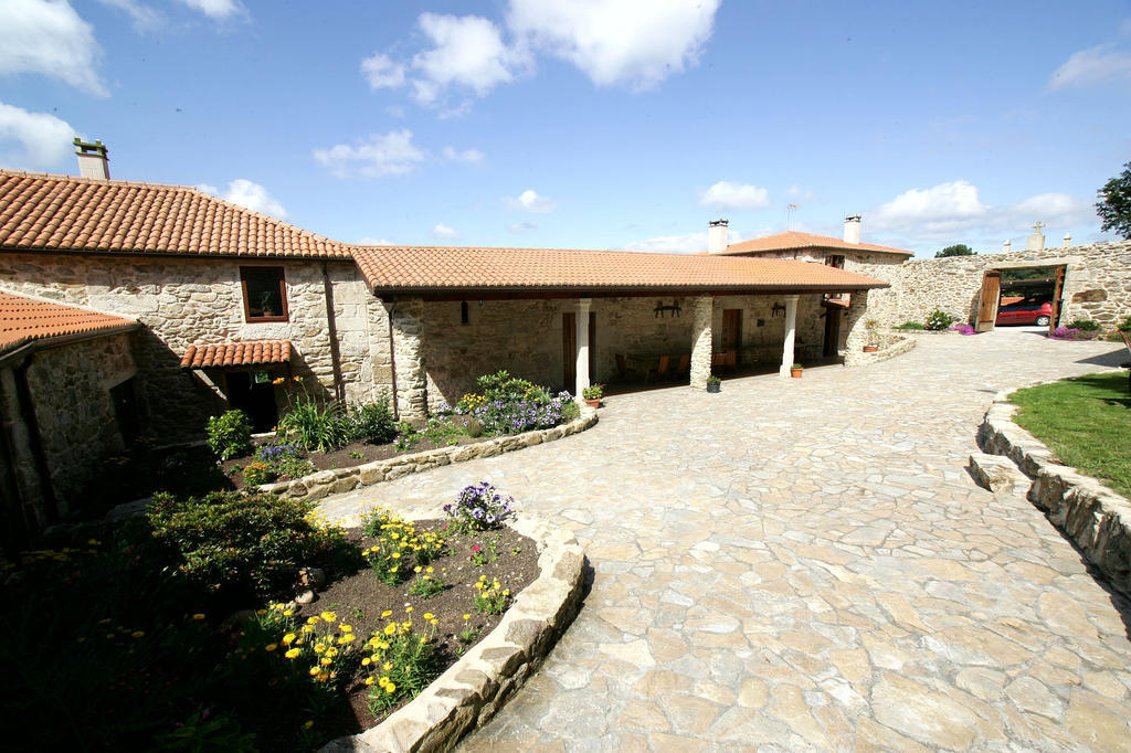 Casa Da Botica A Estrada Hostel Os Casares Kültér fotó