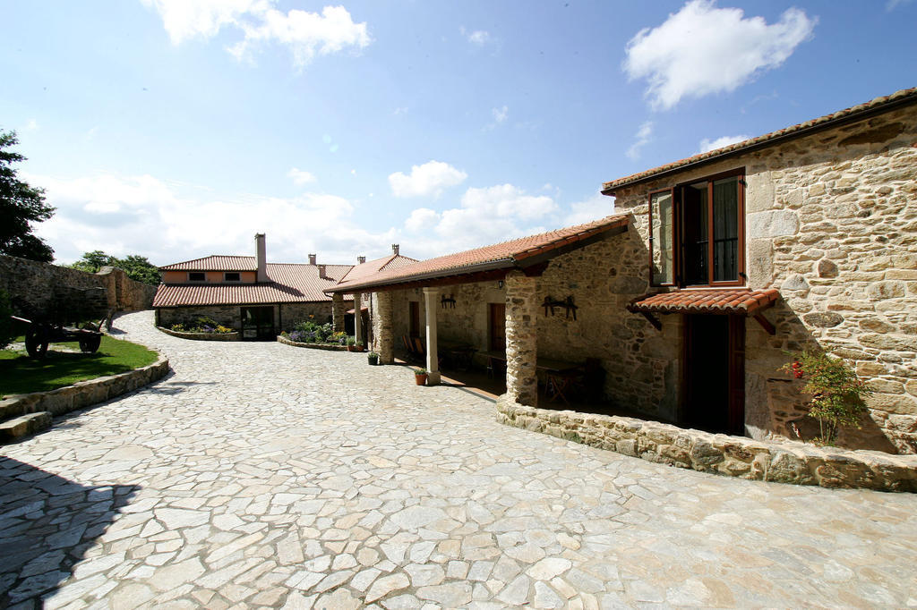 Casa Da Botica A Estrada Hostel Os Casares Kültér fotó